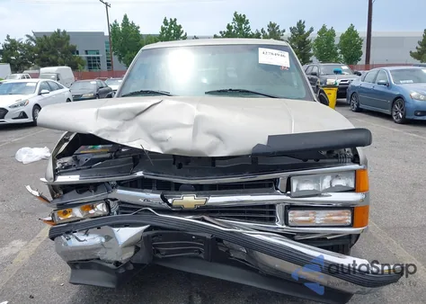 1999 Chevrolet Tahoe Lt из США, поврежденный, VIN 1GNEC13RXXR103372